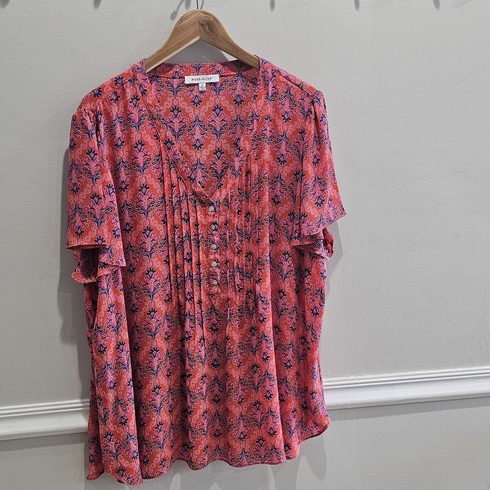 NWOT Rose + Olive Floral Flutter Sleeve Blouse